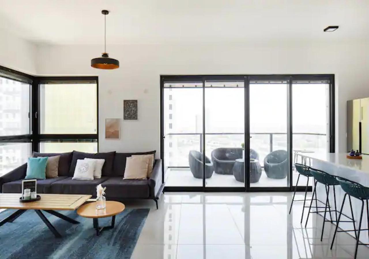 O&O Group- Special Apartment Sea View Luxury Tower Bat Jam Exteriér fotografie